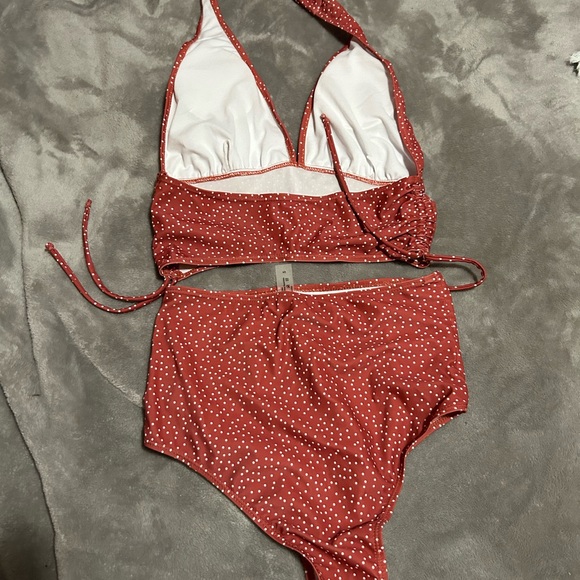 SHEIN NWOT Red- rust  Polka Dot Bikini Set - Picture 5 of 5
